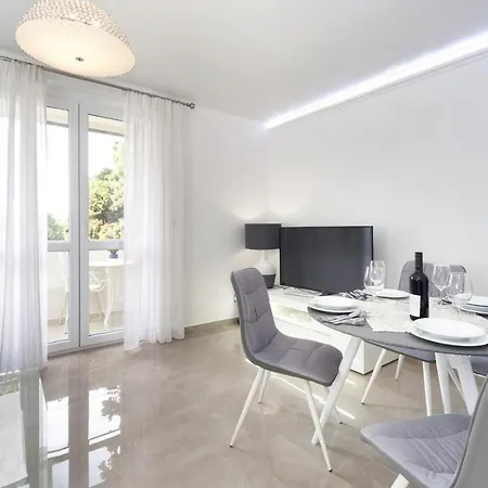 Premium Peschiera * Porec