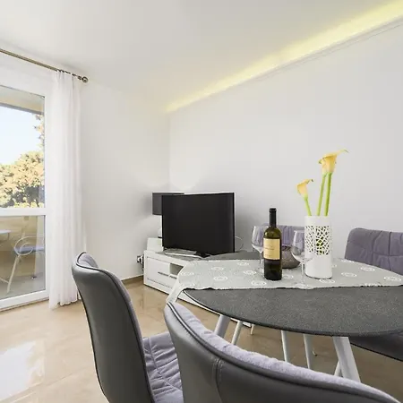 Premium Peschiera Apartment Porec