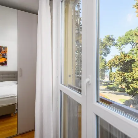 Premium Peschiera Apartment *