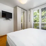 Premium Peschiera Apartment Porec